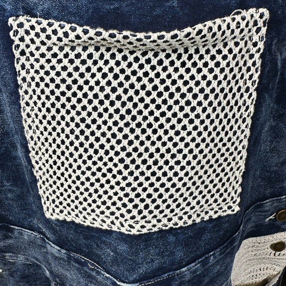 🆕 POL crochet patchwork wide-leg denim overalls. NWOT - Picture 6 of 13